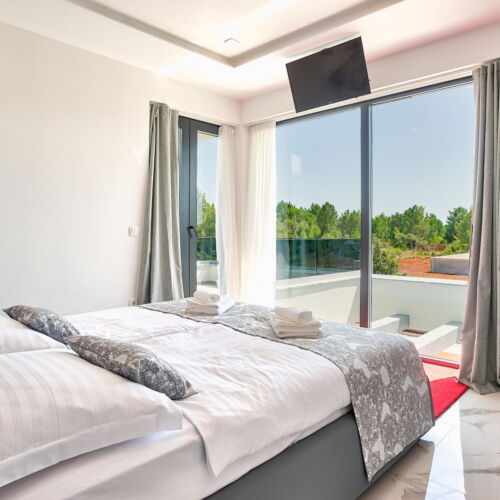 Casă de vară pentru 8 pers. (se inchirieaza doar integral)