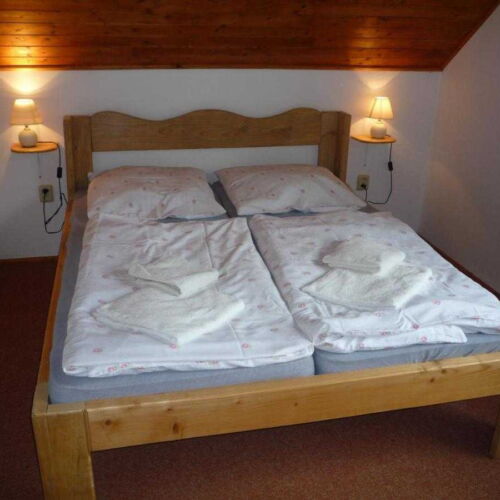 Apartament cu duș cu chicinetă proprie pentru 3 pers.