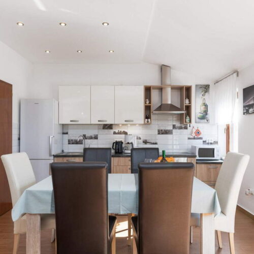 Apartament 4-osobowy 