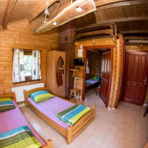 Apartament 4-osobowy z 2 pomieszczeniami sypialnianymi