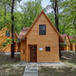 Zuhanyzós saját teakonyhával 7 fős faház
