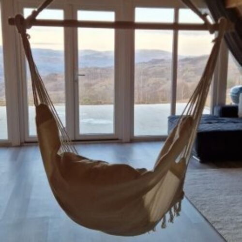 Cabană cu panoramă pentru 12 pers. (se inchirieaza doar integral)