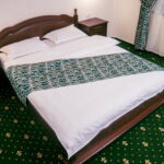 Pokoj s manželskou postelí (s možností přistýlky)