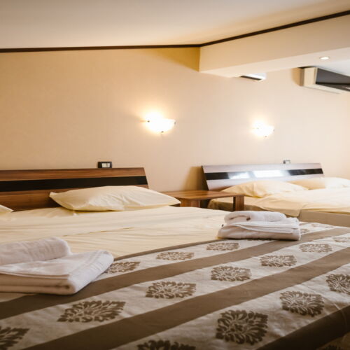 Camera cvadrupla family