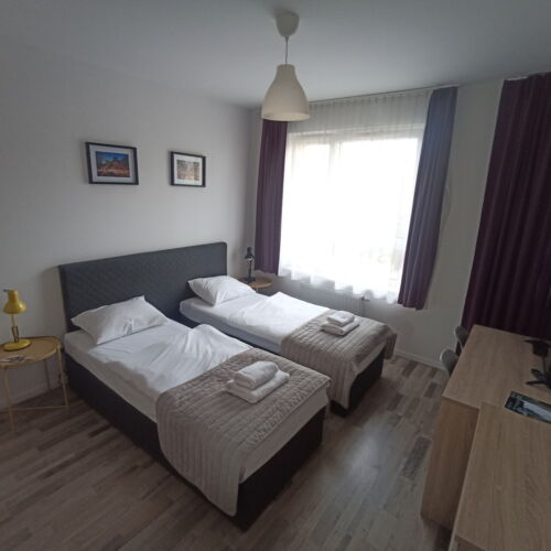 Apartament 3-osobowy na piętrze z 2 pomieszczeniami sypialnianymi