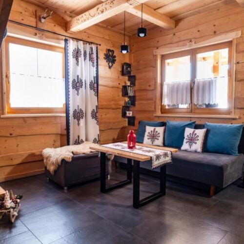 Domek drewniany 6-osobowy cały dom z widokiem na góry (możliwa dostawka)