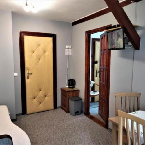 Pokój 3-osobowy na piętrze z widokiem na park