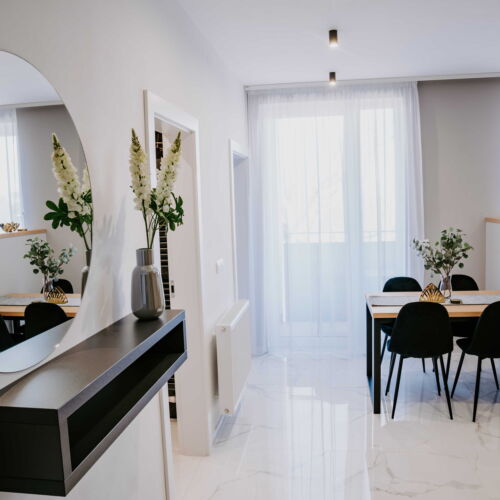 2-Zimmer-Apartment für 4 Personen mit Dusche und Eigener Küche