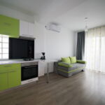 Upstairs 1-Room Balcony Apartment for 6 Persons