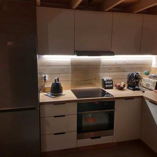 Casa de vacanță întreaga unitate cu vedere spre munte pentru 6 pers. (se inchirieaza doar integral)