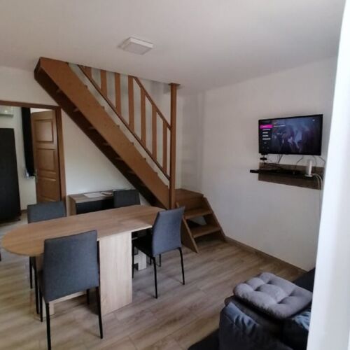 Apartament 8-osobowy cały dom z widokiem na jezioro