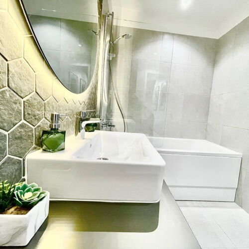 1-Zimmer-Apartment für 2 Personen Obergeschoss mit Aussicht auf den Wald