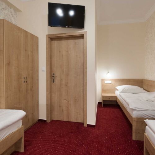 Camera cu duș pentru 6 pers.