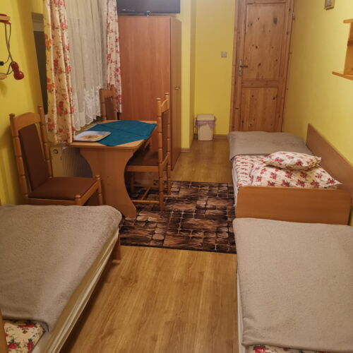 Pokój 3-osobowy na piętrze