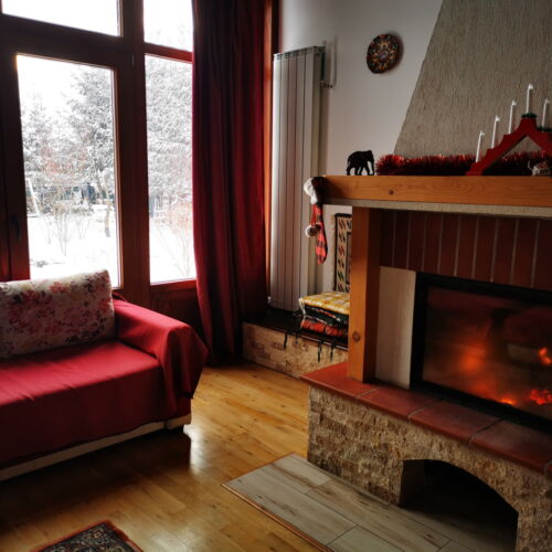 Casa rustică family întreaga unitate pentru 8 pers. (se inchirieaza doar integral)