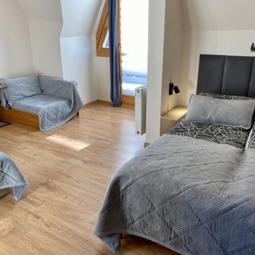Mountain View Quadruple Room (extra beds available)