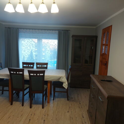 Apartament 4-osobowy na parterze z widokiem na zamek z 2 pomieszczeniami sypialnianymi