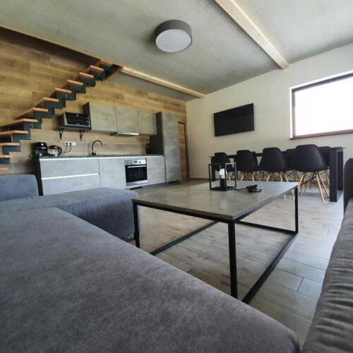 Vila (jako celek) se zahradou pro 9 os. s výhledem na jezero