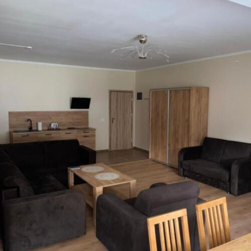 Apartman pro 5 os. se 2 ložnicemi s výhledem na hory s výhledem do zahrady