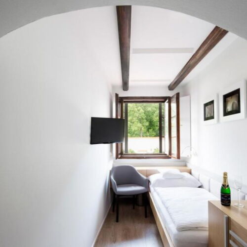 Standard Pokoj se sprchou pro 1 os.