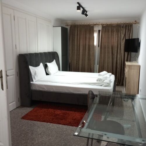 Apartament family cu bucătărie proprie cu 2 camere pentru 5 pers.