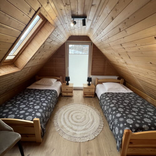Whole House Family Chalet for 6 Persons