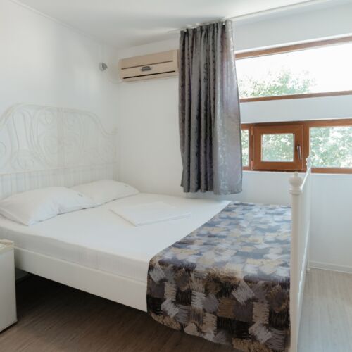 Camera dubla economy