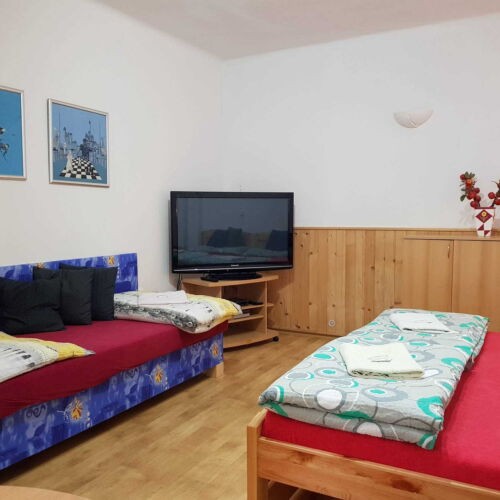 Apartman se sprchou s vlastní kuchyňkou pro 5 os.