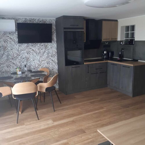 1-Zimmer-Apartment für 2 Personen mit Klimaanlage und Garten (Zusatzbett möglich)