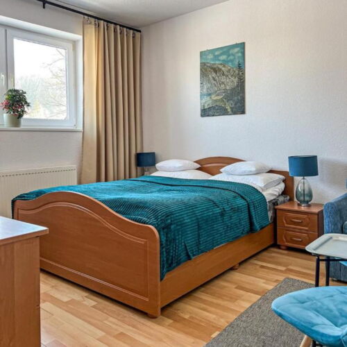 Apartament 6-osobowy z balkonem z łazienką z 2 pomieszczeniami sypialnianymi