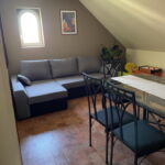 Upstairs Grand 1-Room Apartment for 6 Persons