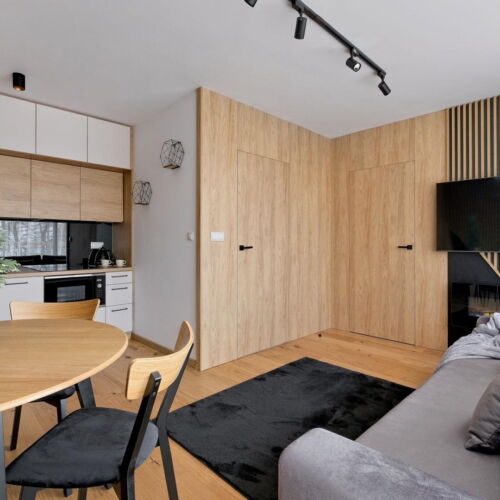 Apartament 4-osobowy z 2 pomieszczeniami sypialnianymi