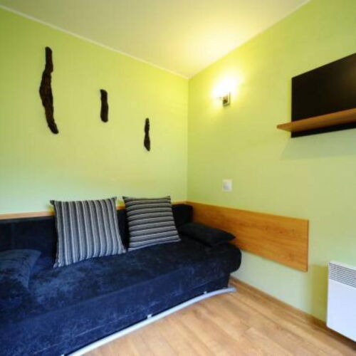 Domek całoroczny 5-osobowy z łazienką z tarasem