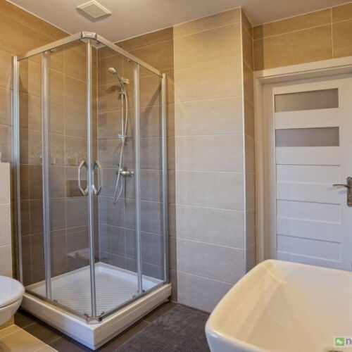 Apartament 6-osobowy z 2 pomieszczeniami sypialnianymi