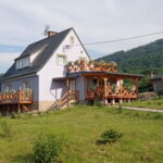 Tourist Mountain View Holiday Home for 12 Persons