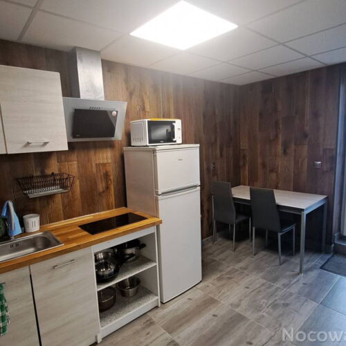 1-Zimmer-Apartment für 3 Personen mit Badezimmer und Klimaanlage