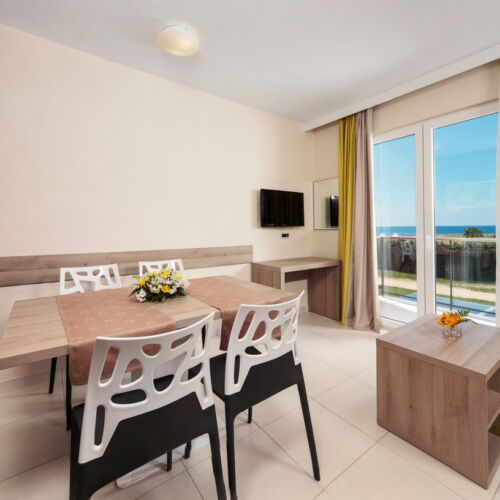 Apartament superior cu aer condiționat cu 2 camere pentru 4 pers.