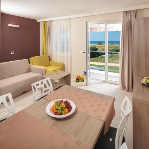 Apartament superior cu aer condiționat cu 2 camere pentru 5 pers.