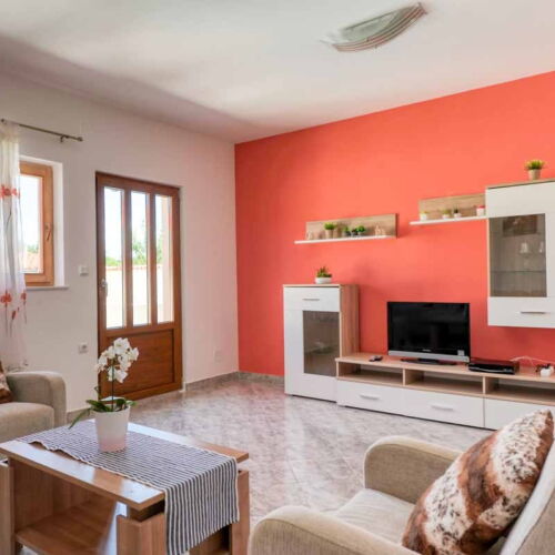 Classic Whole House Holiday Home for 4 Persons