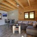Chalet for 6 Persons ensuite with LCD/Plasma TV