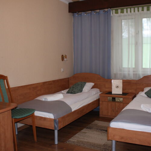 Pokój 2-osobowy z łazienką z widokiem na las