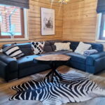 Deluxe Mountain View Holiday Home for 11 Persons