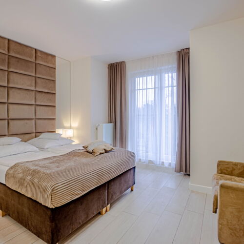 Pokój 3-osobowy z balkonem z prysznicem