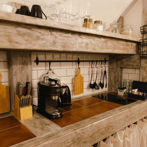 Apartament cu duș cu chicinetă proprie pentru 2 pers. (se poate solicita pat suplimentar)