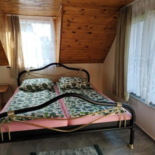 Pokój 4-osobowy z prysznicem z tarasem