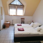 Twin Room ensuite (extra beds available)