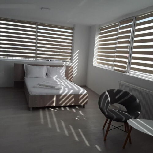 Pokój 2-osobowy na piętrze z widokiem na miasto (możliwa dostawka)