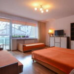 2-Room Apartment for 6 Persons with LCD/Plasma TV and Shared Bathroom