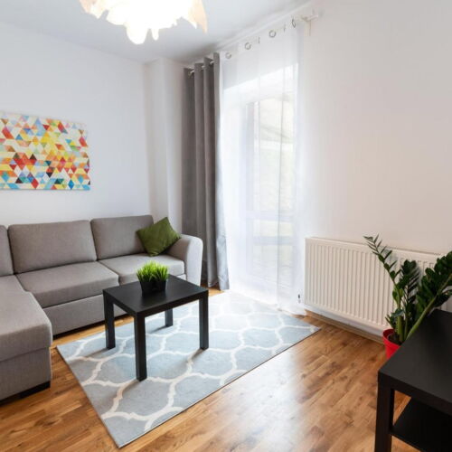 Apartament la parter cu 2 camere pentru 4 pers.