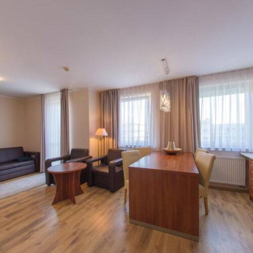 Apartament 4-osobowy z 2 pomieszczeniami sypialnianymi